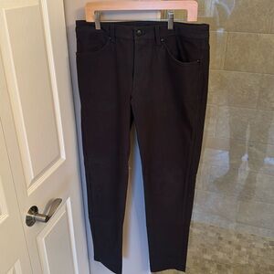 Lulu lemon size 34 pants